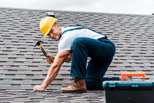 roofing contractors will finish repair jobs in the shortest time possible